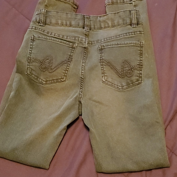 Girls size 8 jeggings. - Picture 5 of 5